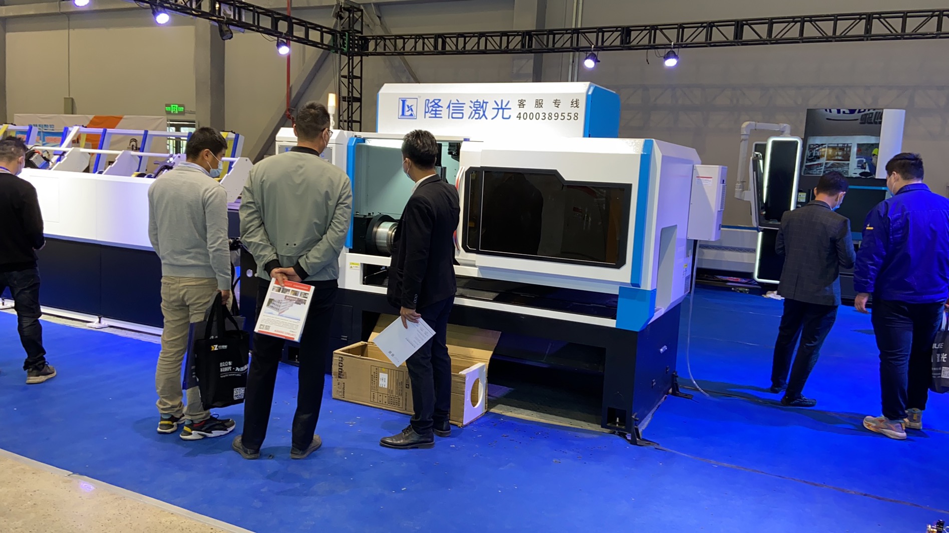 隆信激光參展了-2021淮海經(jīng)濟(jì)區(qū)工業(yè)智造展會